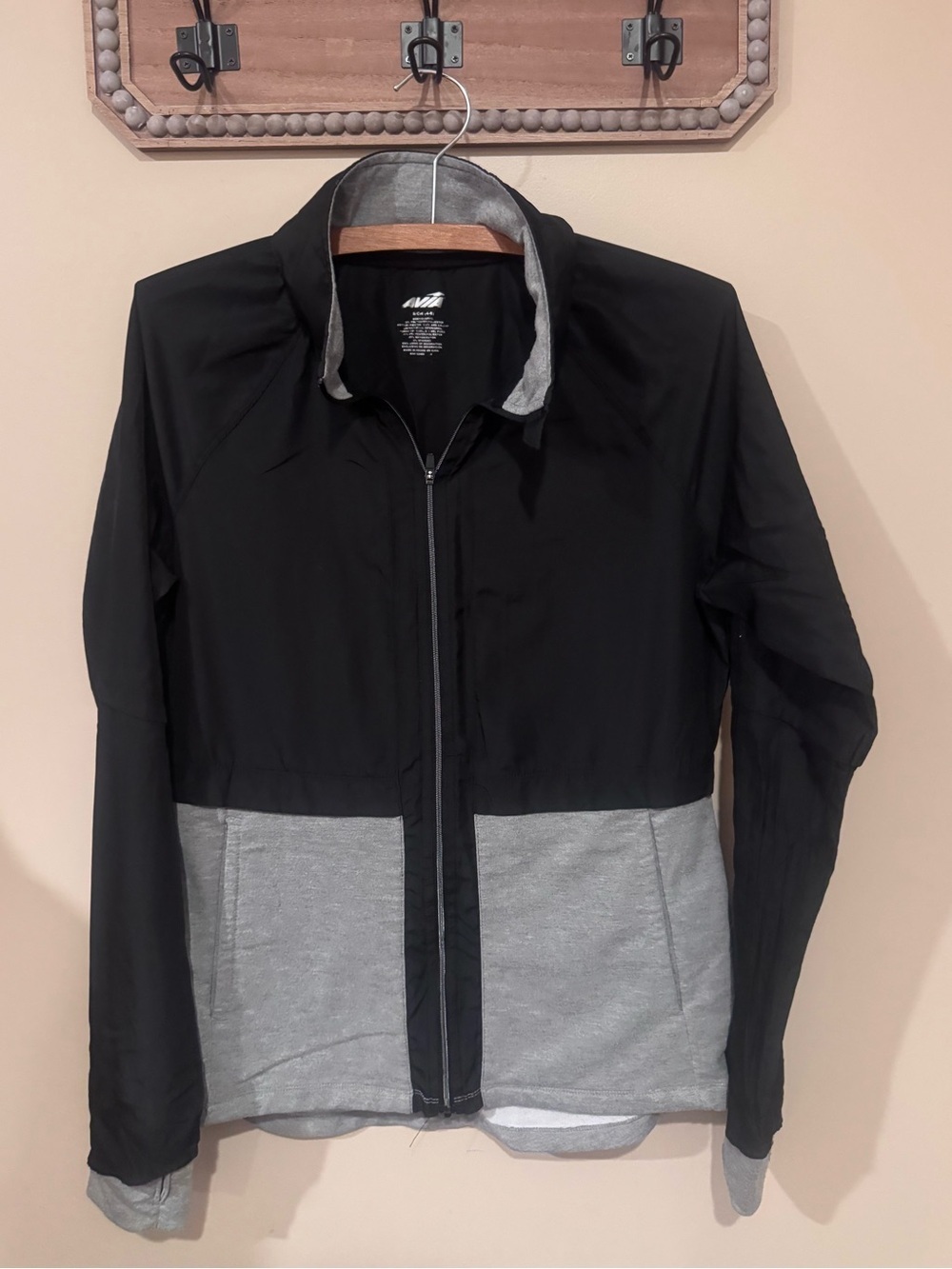 AVIA Black and Gray Lightweight Zip-Up Jacket SMALL